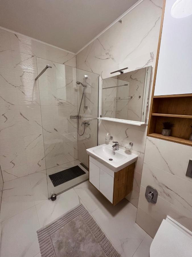 Luxury Apartment Kadic Сараево Екстериор снимка